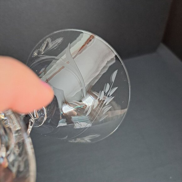 Morgantown Etched Crystal Low Sherbet Glass 4" Vintage Laurel Wreath Cut Stem - Picture 13 of 16